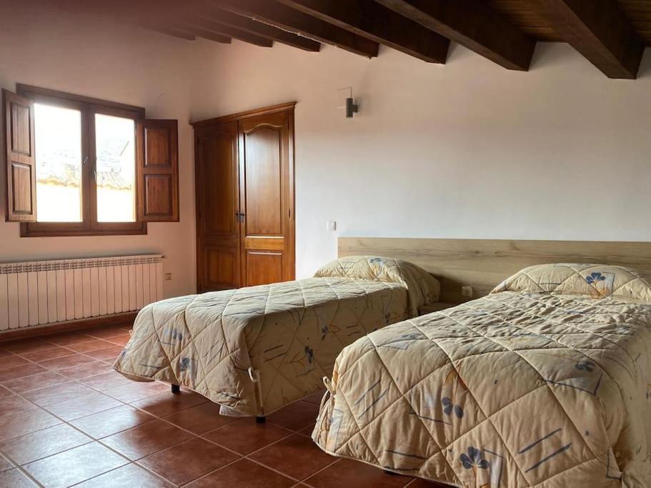 מירמבל Casa Rural La Pena מראה חיצוני תמונה